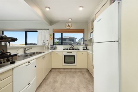 Photo of property in 445a Oceanbeach Road, Mount Maunganui, 3116