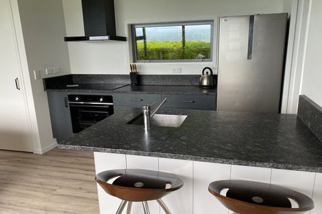 Photo of property in 23 Signallers Grove, Strathmore Park, Wellington, 6022