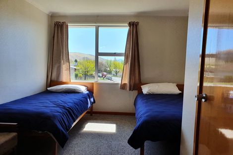 Photo of property in 32 Aorangi Crescent, Lake Tekapo, 7999