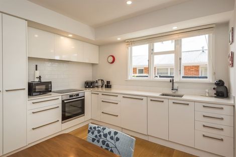 Photo of property in 98 Hamilton Avenue, Ilam, Christchurch, 8041