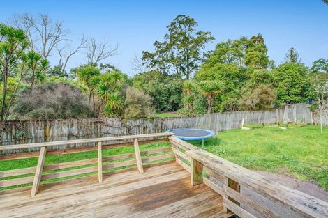 Photo of property in 19 Benita Place, Sunnyvale, Auckland, 0612