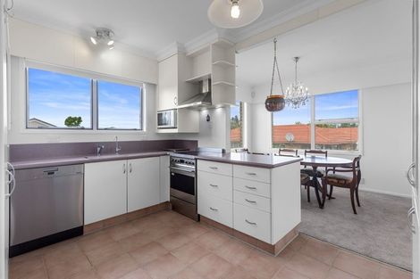 Photo of property in 351 Otumoetai Road, Otumoetai, Tauranga, 3110