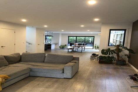 Photo of property in 15 Pohewa Road, Silverdale, 0932