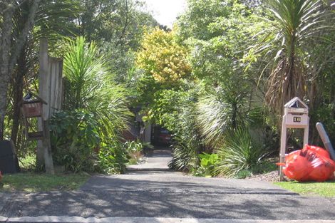 Photo of property in 16 Miraka Place, Birkenhead, Auckland, 0626