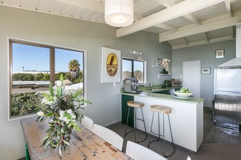 Photo of property in 249 Clifton Road, Te Awanga, 4102