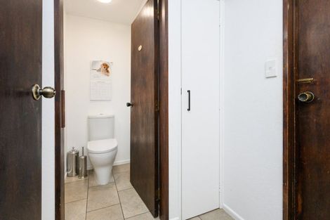 Photo of property in 19 Ashburn Lane, Awapuni, Palmerston North, 4412