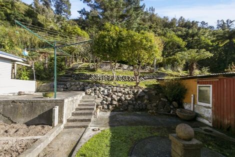 Photo of property in 54 Sunny Grove, Wainuiomata, Lower Hutt, 5014