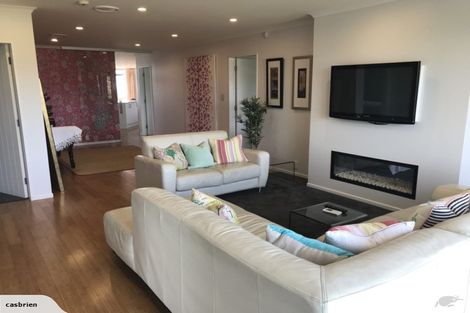 Photo of property in 44 Marine Parade, Otaki Beach, Otaki, 5512