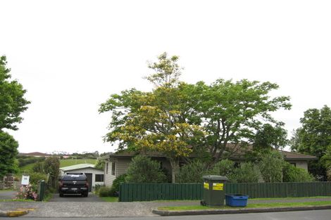 Photo of property in 2 Carlton Road, Pukekohe, 2120