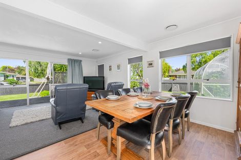Photo of property in 15 Escort Grove, Awapuni, Palmerston North, 4412