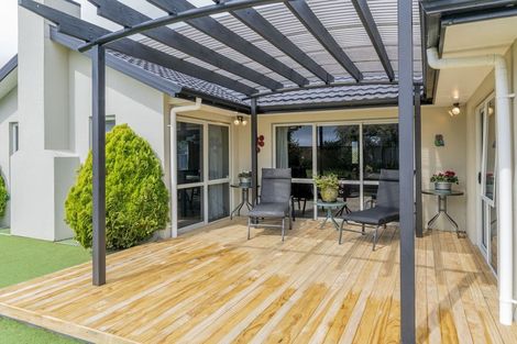 Photo of property in 19 Regent Drive, Paraparaumu Beach, Paraparaumu, 5032