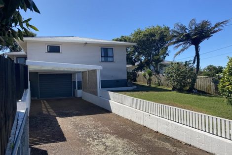 Photo of property in 8 Hughson Street, Waitara, 4320