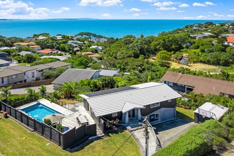 Photo of property in 300 Whangaparaoa Road, Stanmore Bay, Whangaparaoa, 0932