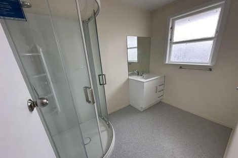 Photo of property in 27 Freyberg Street, Levin, 5510