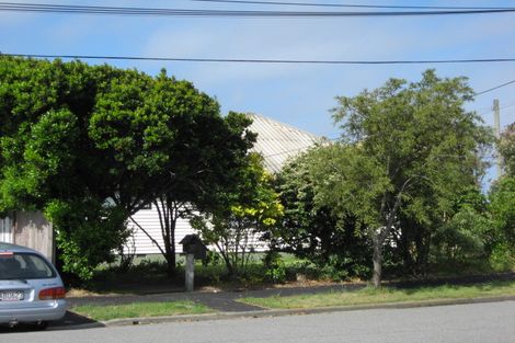 Photo of property in 16 Long Street, Woolston, Christchurch, 8023