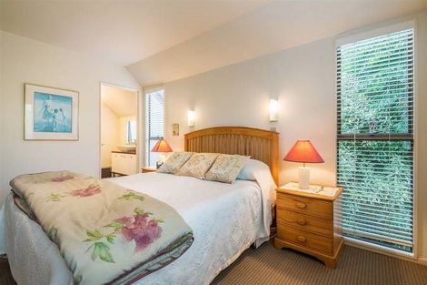 Photo of property in 2/4 Prospect Terrace, Milford, Auckland, 0620