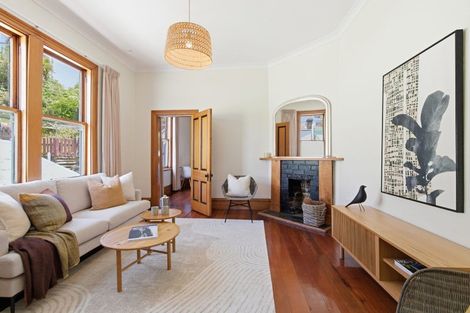 Photo of property in 80 Rolleston Street, Mount Cook, Wellington, 6021