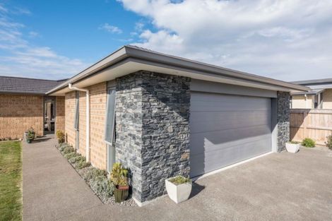 Photo of property in 12 Christow Court, Paraparaumu, 5032