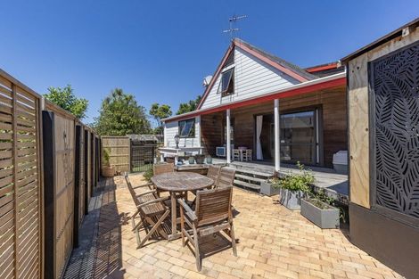 Photo of property in 14 Muscat Place, Henderson, Auckland, 0612