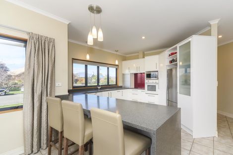 Photo of property in 29 Clearview Drive, Milson, Palmerston North, 4414