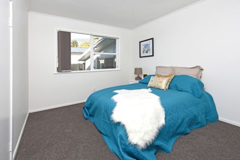 Photo of property in 54 Gainsborough Street, Manurewa, Auckland, 2102