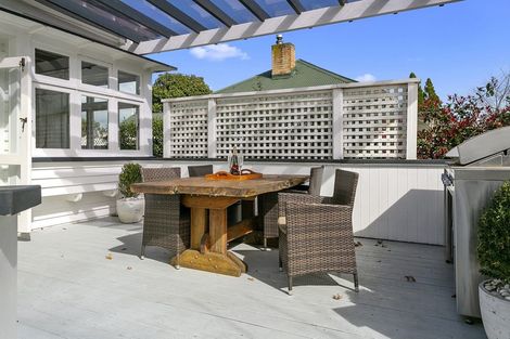 Photo of property in 27 Princes Street, Cambridge, 3434