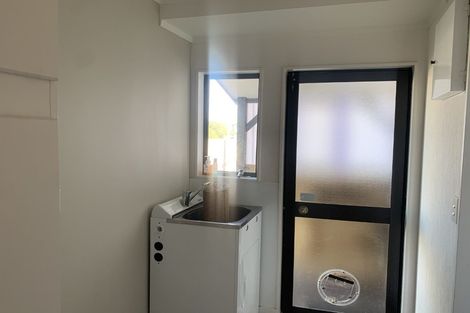 Photo of property in 2 Inverness Avenue, Hamilton East, Hamilton, 3216