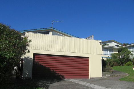 Photo of property in 9 Lupin Terrace, Tawa, Wellington, 5028