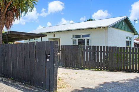 Photo of property in 197 College Street, West End, Palmerston North, 4412