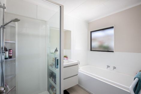 Photo of property in 12 Pratt Street, Waitara, 4320