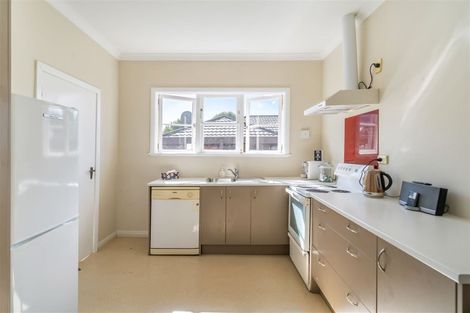 Photo of property in 195a Naenae Road, Naenae, Lower Hutt, 5011