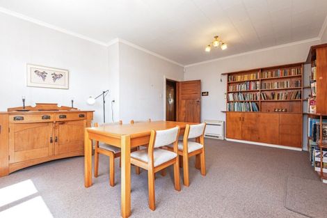 Photo of property in 23 Argyle Avenue, Takaro, Palmerston North, 4410