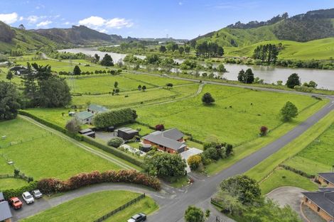Photo of property in 16 Kauri Lane, Huntly, 3771