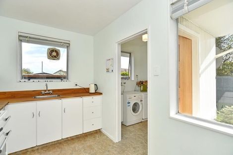 Photo of property in 3/90 Springs Road, Hornby, Christchurch, 8042