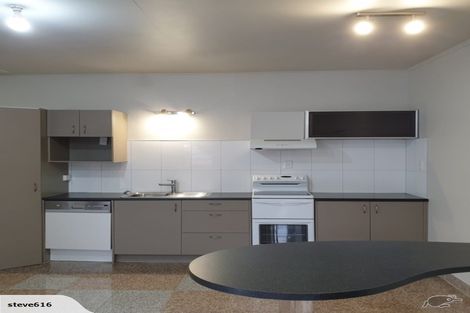 Photo of property in 52 Stokes Valley Road, Stokes Valley, Lower Hutt, 5019