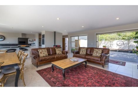 Photo of property in 38 Millhill Lane, Huntsbury, Christchurch, 8022