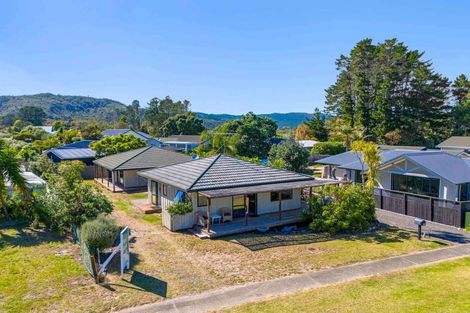 Photo of property in 106 Kowhai Avenue, Matarangi, Whitianga, 3592