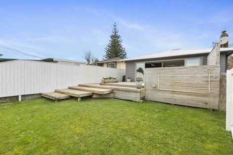 Photo of property in 77 Pohutukawa Place, Bell Block, New Plymouth, 4312