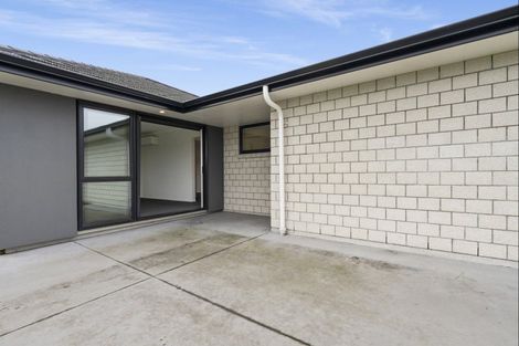 Photo of property in 27 Furlong Road, Papamoa, 3118