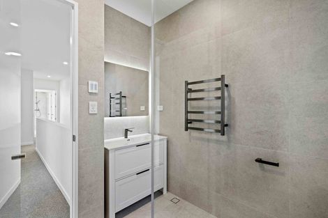 Photo of property in 6 Yellow Pear Lane, Karaka, 2578