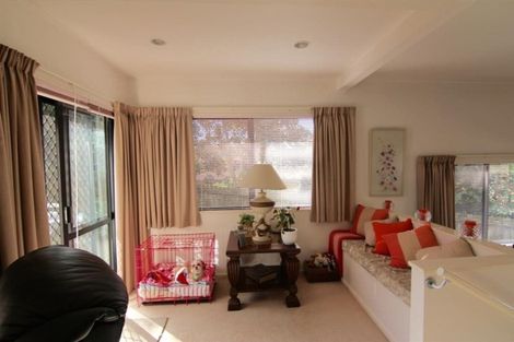 Photo of property in 1/9 Kells Place, Botany Downs, Auckland, 2010
