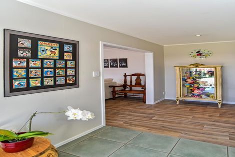 Photo of property in 11 Lakeside Drive, Pahurehure, Papakura, 2113