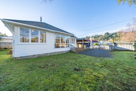Photo of property in 5a Mangaroa Hill Road, Clouston Park, Upper Hutt, 5018