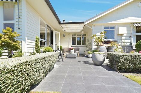 Photo of property in 2 Church Street, Amberley, 7410