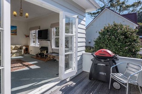 Photo of property in 6 Station Road, Khandallah, Wellington, 6035