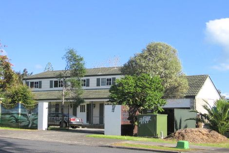 Photo of property in 2 Diorella Drive, Clover Park, Auckland, 2019