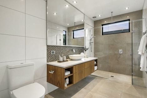 Photo of property in 48a Sunny Brae Crescent, Westmere, Auckland, 1022