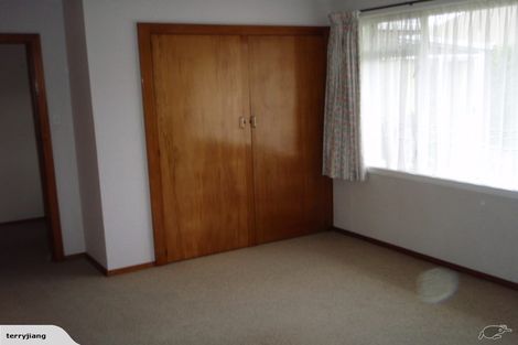 Photo of property in 21 Beatrice Place, Avonhead, Christchurch, 8042