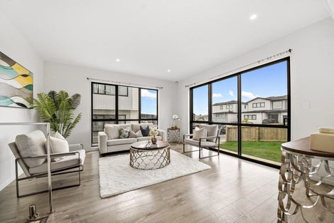 Photo of property in 38b Mcwhirters Farm Lane, Massey, Auckland, 0614