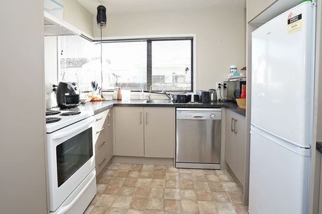 Photo of property in 4g Oak Avenue, Nawton, Hamilton, 3200